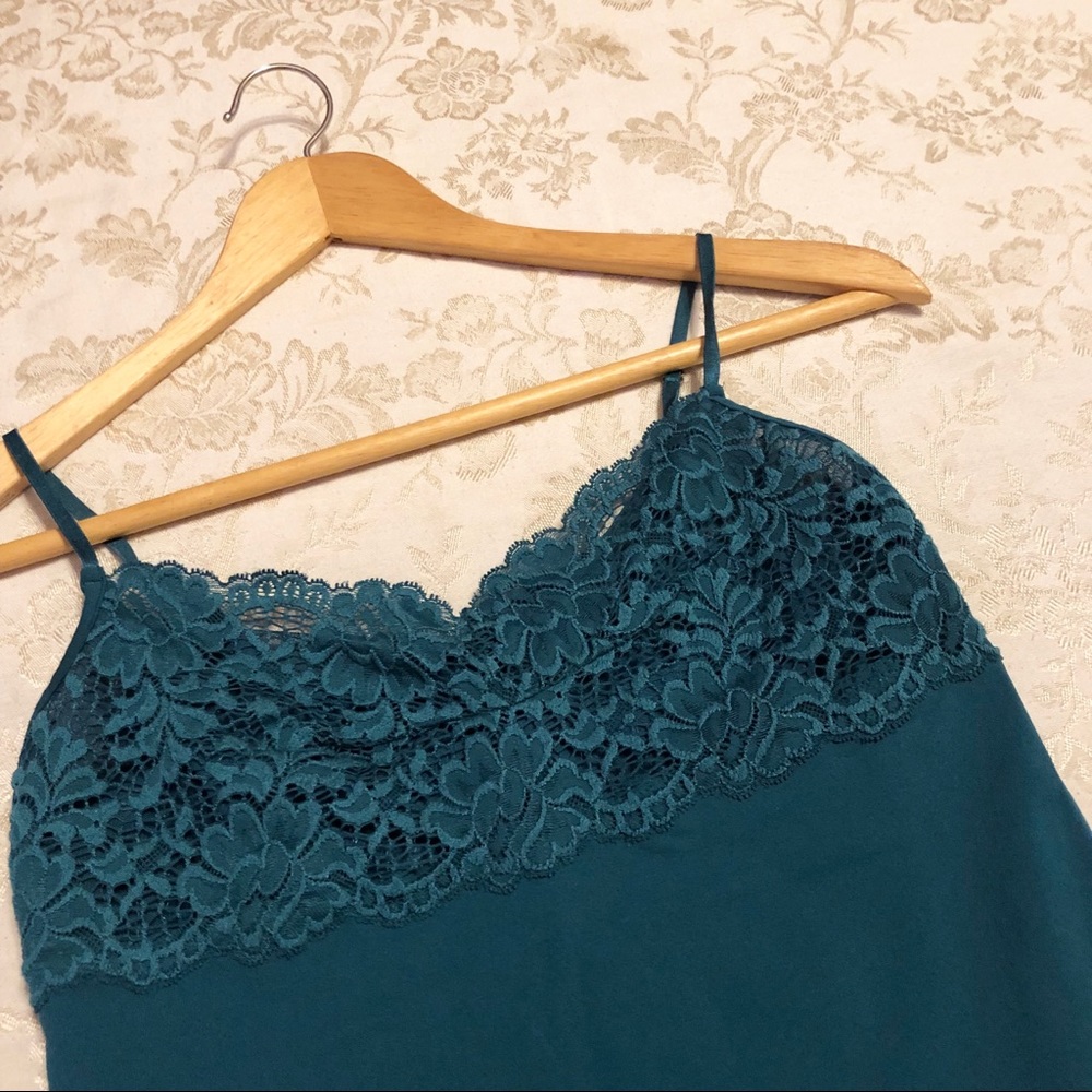 Banana Republic | Teal Lace Under Compression Tank